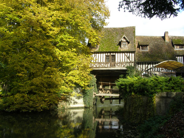 Le Moulin